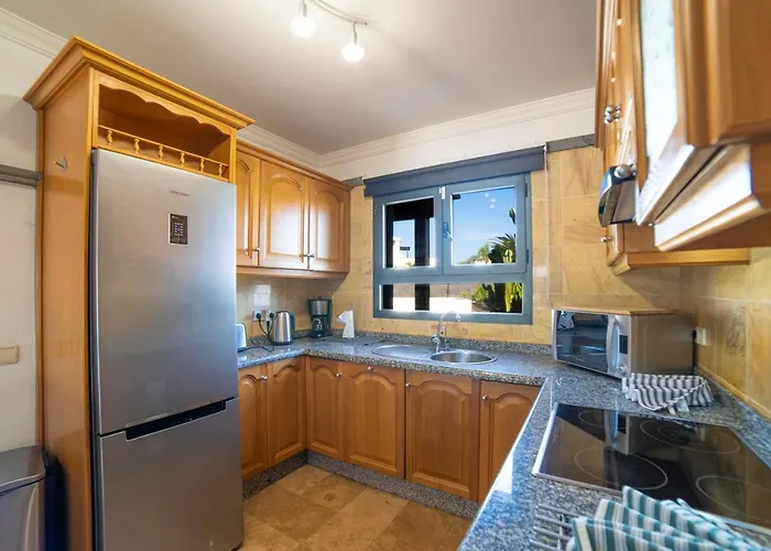 Villa Beautiful Lanzarote 3 Bedrooms Irlanda Private Pool & Only 400m From The Sea *