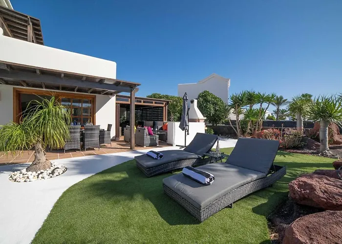 Beautiful Lanzarote 3 Bedrooms Irlanda Private Pool & Only 400m From The Sea Villa Playa Blanca (Lanzarote)