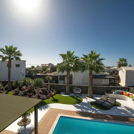 别墅 Beautiful Lanzarote 3 Bedrooms Irlanda Private Pool & Only 400m From The Sea