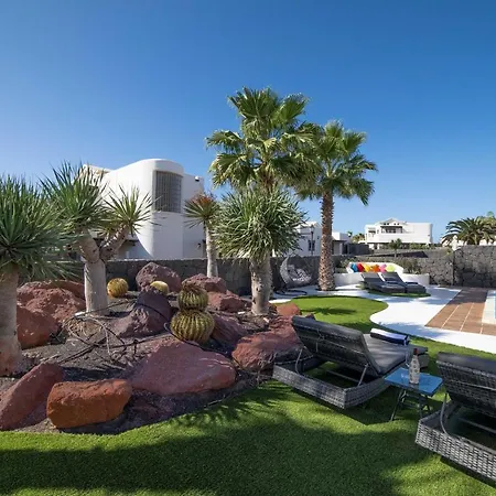 Irlanda: Beachside Retreat With Private Pool Playa Blanca (Lanzarote)