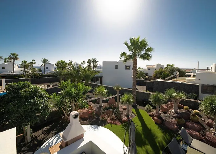 Beautiful Lanzarote 3 Bedrooms Irlanda Private Pool & Only 400m From The Sea *