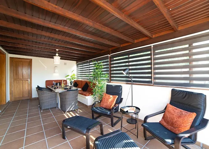 Beautiful Lanzarote 3 Bedrooms Irlanda Private Pool & Only 400m From The Sea *