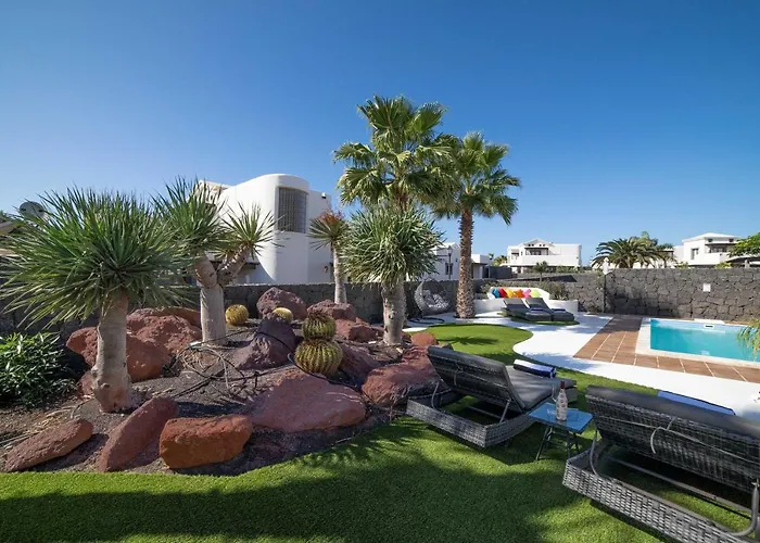 Beautiful Lanzarote 3 Bedrooms Irlanda Private Pool & Only 400m From The Sea Playa Blanca (Lanzarote)