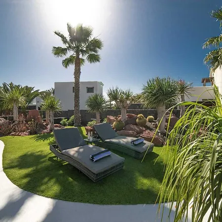 Beautiful Lanzarote 3 Bedrooms Irlanda Private Pool & Only 400m From The Sea Βίλα
