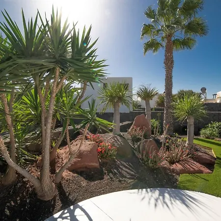 Βίλα Beautiful Lanzarote 3 Bedrooms Irlanda Private Pool & Only 400m From The Sea Πλάγια Μπλάνκα